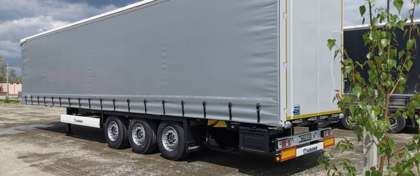 Our new purchase has arrived: a new Krone Profi Liner trailer